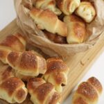 Rogaliki drożdżowe z jabłkiem 500g